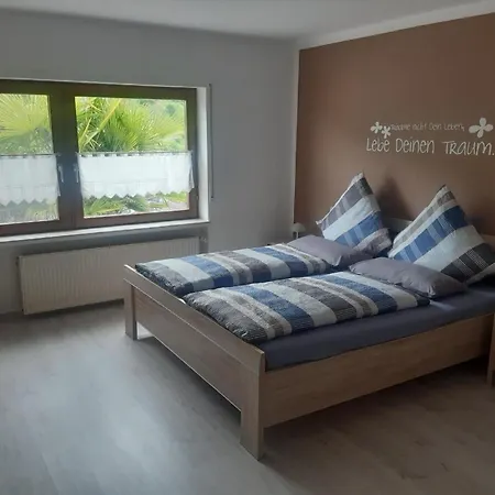 Apartamento Moderne Ferienwohnung Im Ruhigen Diebachtal Oberdiebach